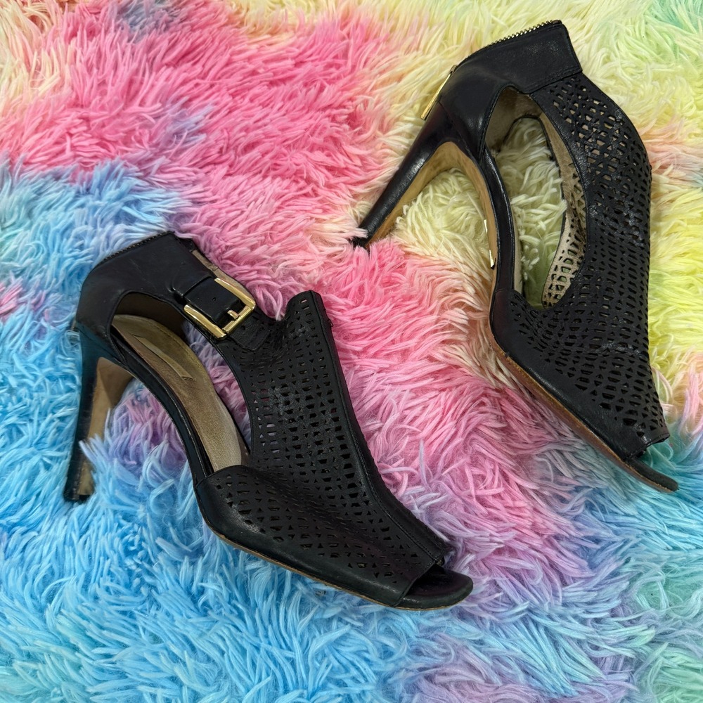 Louise et Cie Laser Cut Heels Womens 11 Black Peep Toe Stiletto Buckle Zip
